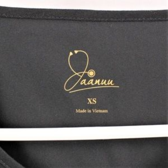 NWT Jaanuu Scrub Top, Size XS  ! - Picture 4 of 5